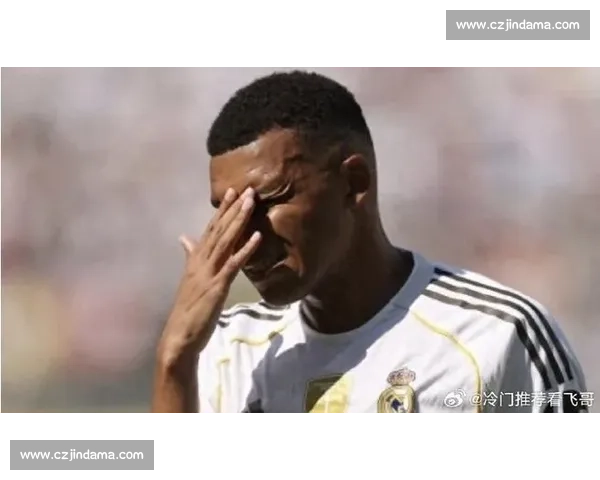 姆巴佩父亲现身亚特兰大看台,巴黎 4-0 屠杀迈阿密引转会遐想