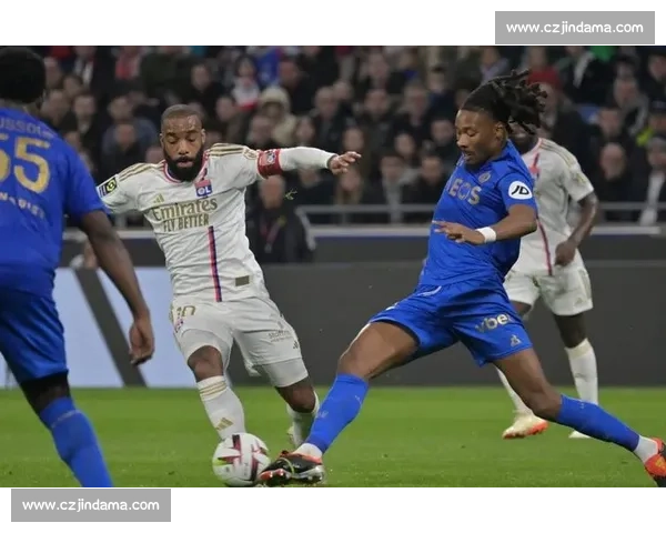 盖桑拒沙特 900 万天价年薪!维拉 32 次考察终擒科特迪瓦锋霸