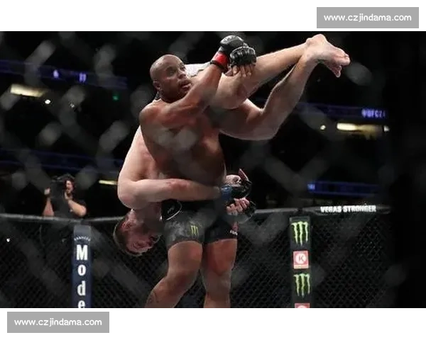 铁血传奇终极对决科米尔与米欧奇三番战王座之争重量级历史时刻